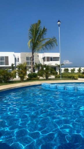Hermosa casa en Acapulco con club de Playa.